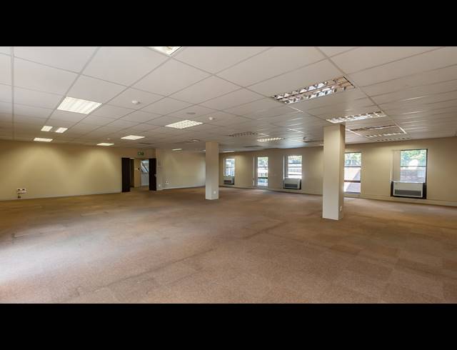 3,813M² OFFICE FOR SALE IN FERNDALE